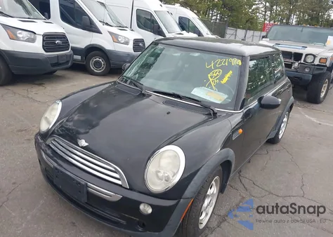 2005 Mini Cooper from USA, damaged, VIN WMWRC33535TJ70850